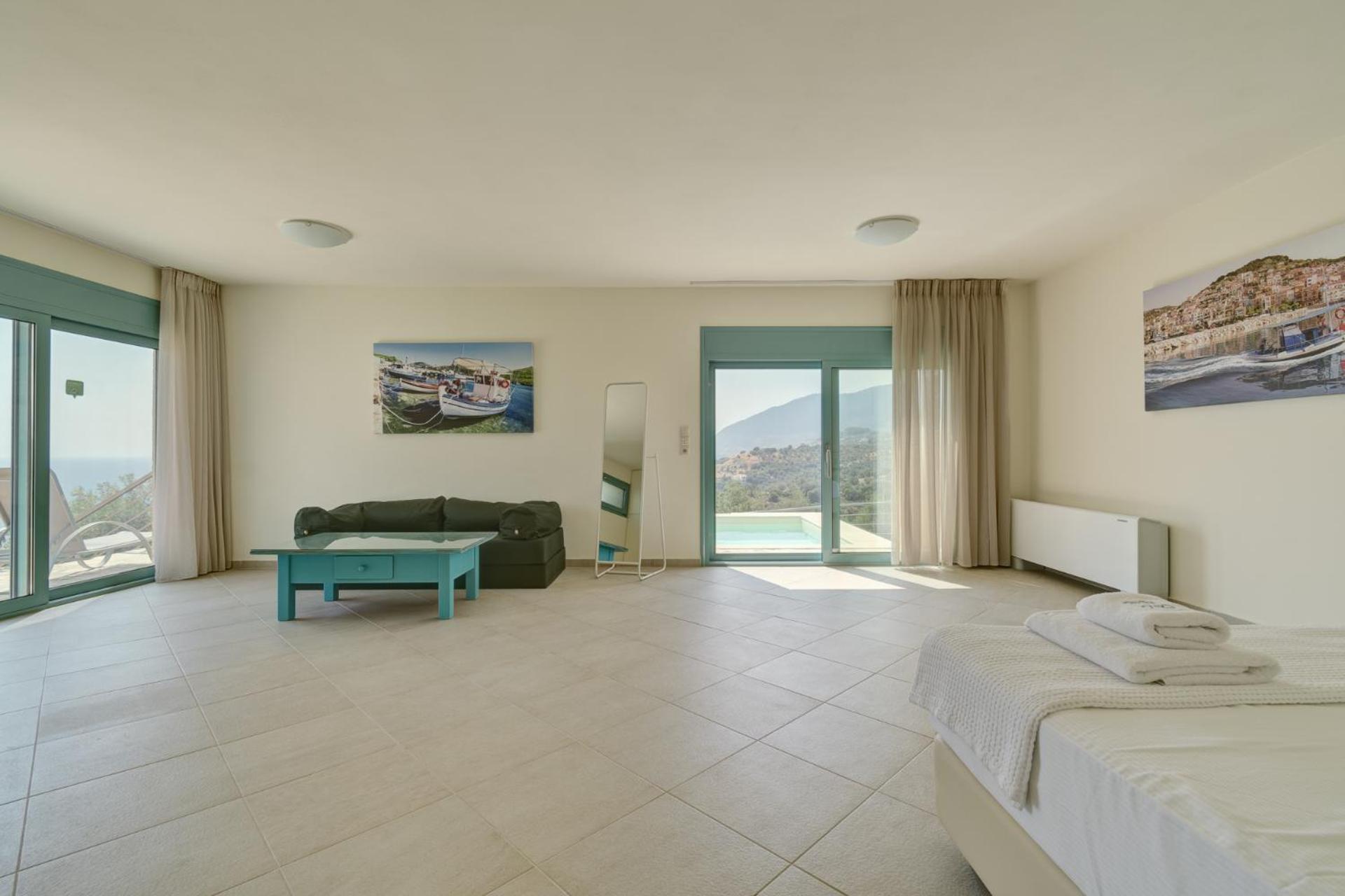 Ouzo Panoramic Houses 1, With Private Pool Plomári Szoba fotó